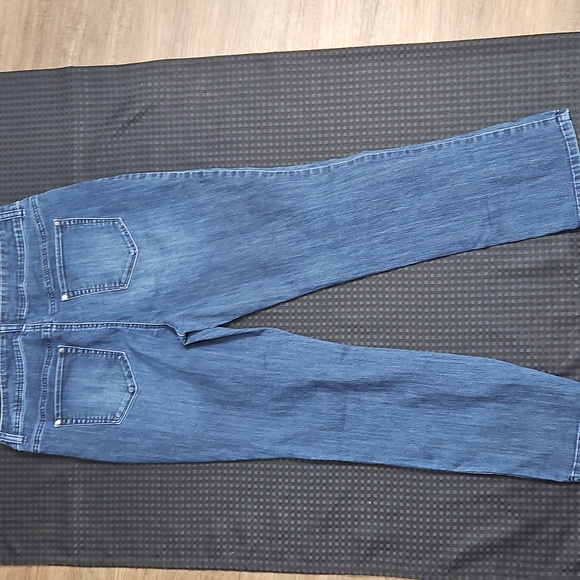 Fabulously Slimming, Chico's, Size 2 Short, Denim, Jeans, Stretch - Picture 10 of 11